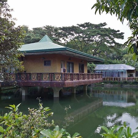 Villa Del Carmen Resort And Restaurant Bulacan Exterior photo